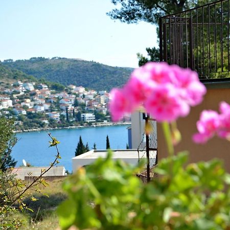Apartmani Irena Ciovo Trogir Eksteriør bilde