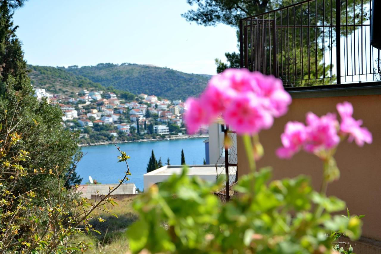 Apartmani Irena Ciovo Trogir Eksteriør bilde