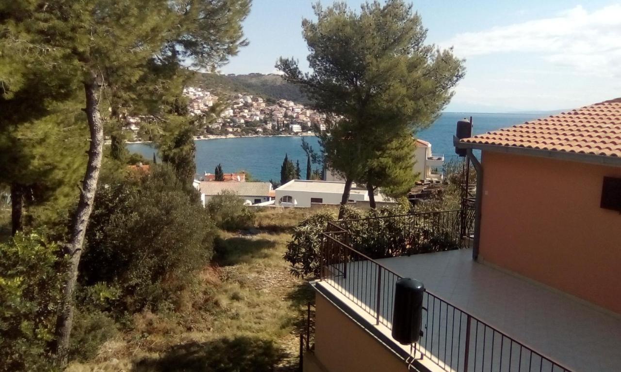 Apartmani Irena Ciovo Trogir Eksteriør bilde