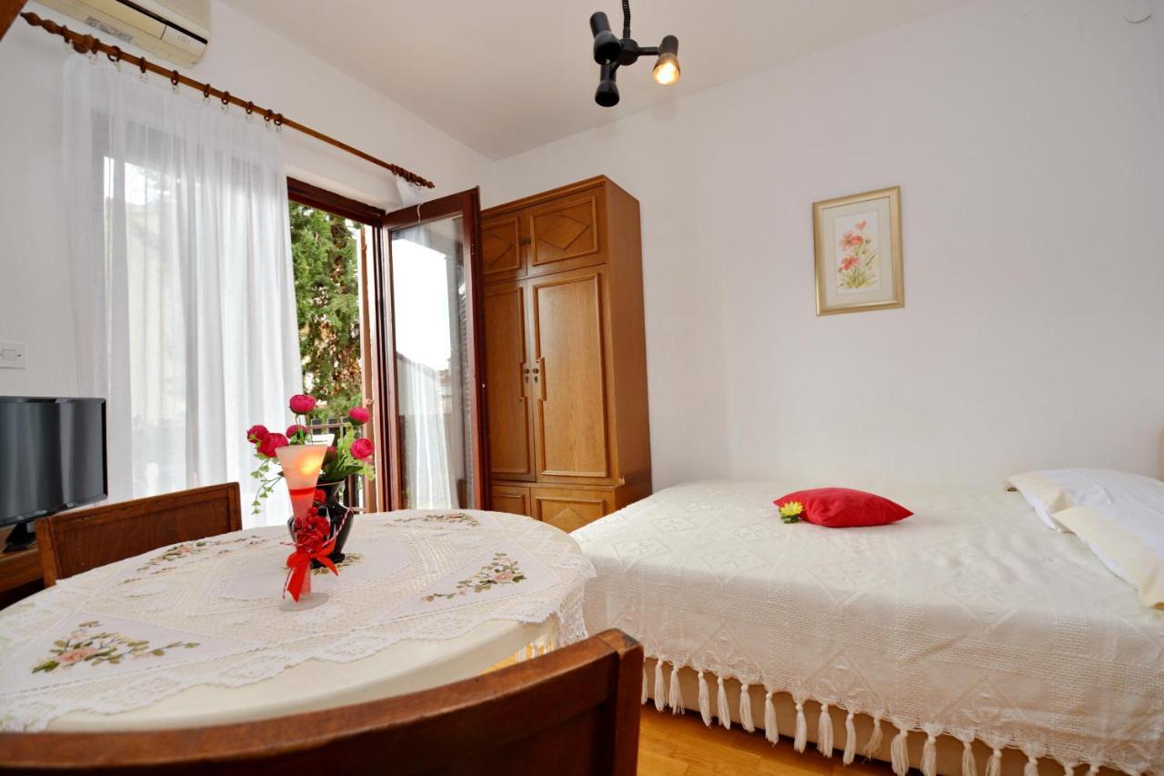 Apartmani Irena Ciovo Trogir Eksteriør bilde