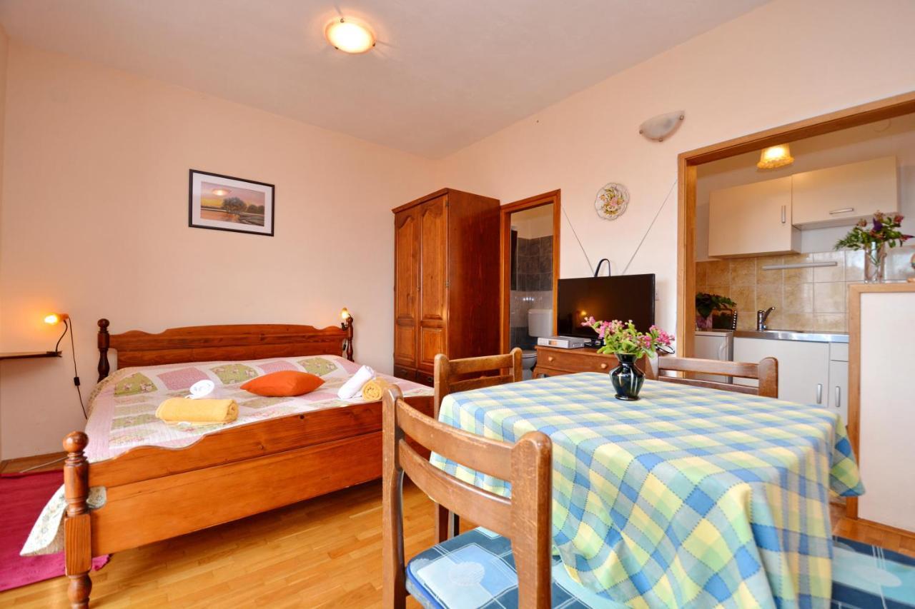 Apartmani Irena Ciovo Trogir Eksteriør bilde